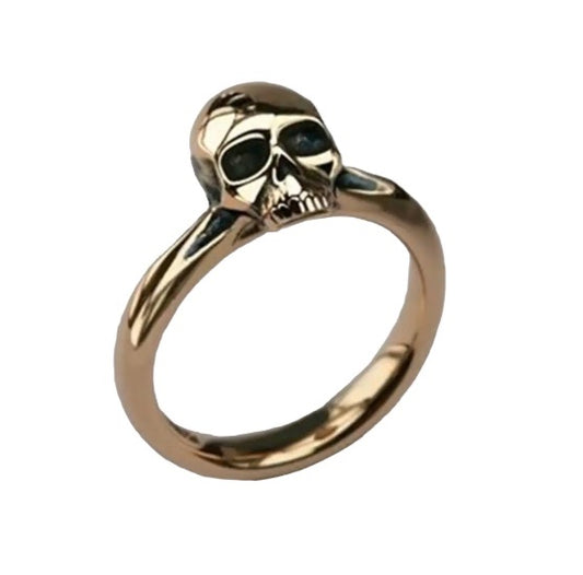 Spooky Skull goldtone ring